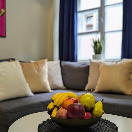 Bella Luna Luxury Suites - Spacious 1Br In Old Town วอร์ซอ ภายนอก รูปภาพ